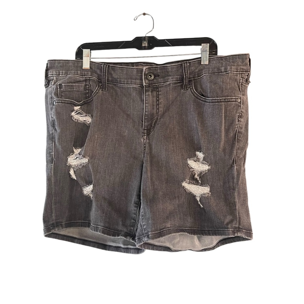 Torrid plus size gray distressed jean shorts casual punk comfortable size 20